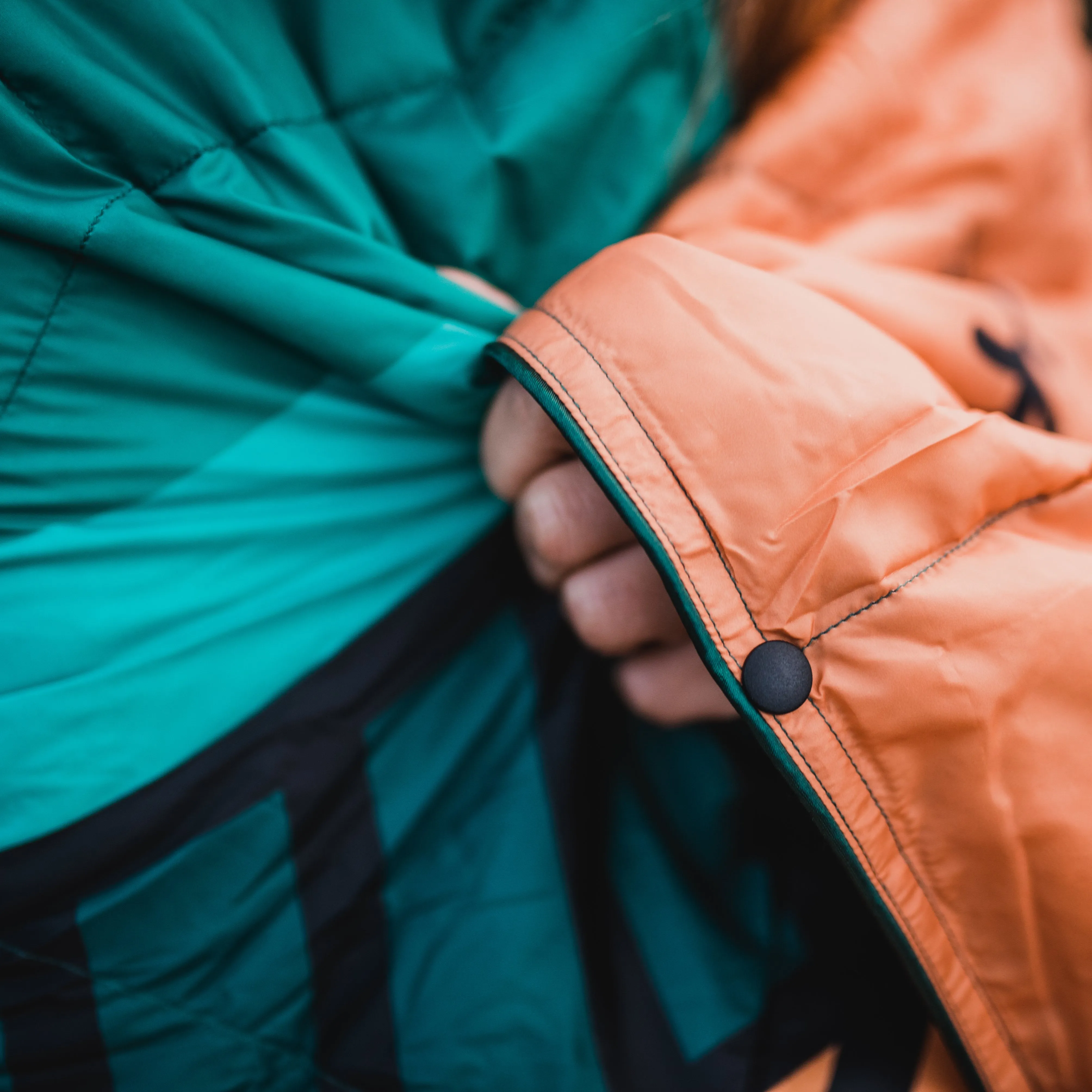 4Monster Down Puffy Camping Travel Blanket - Abstract mountain peak