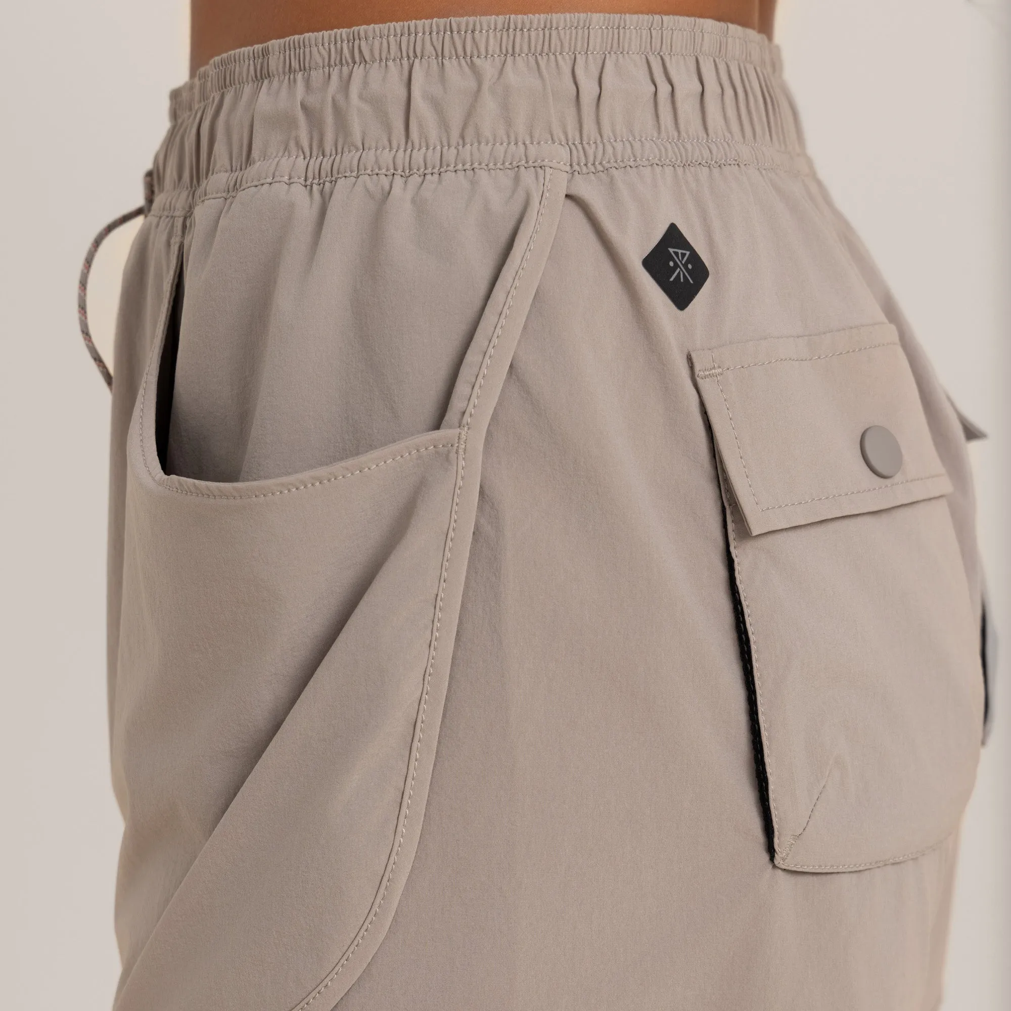 Rapids Hybrid Shorts - Rock