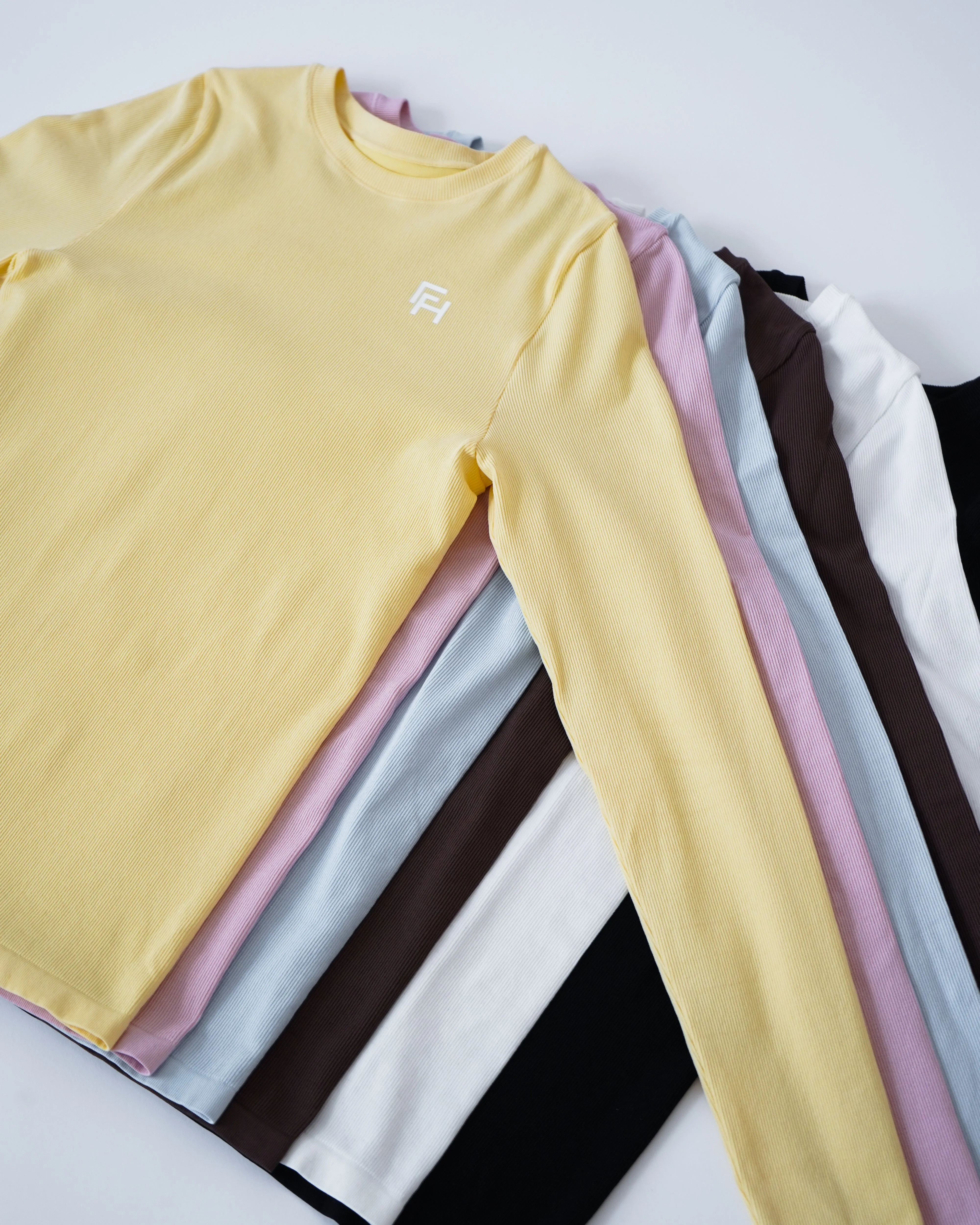 Ribbed Seamless Long Sleeve - 6 Pack